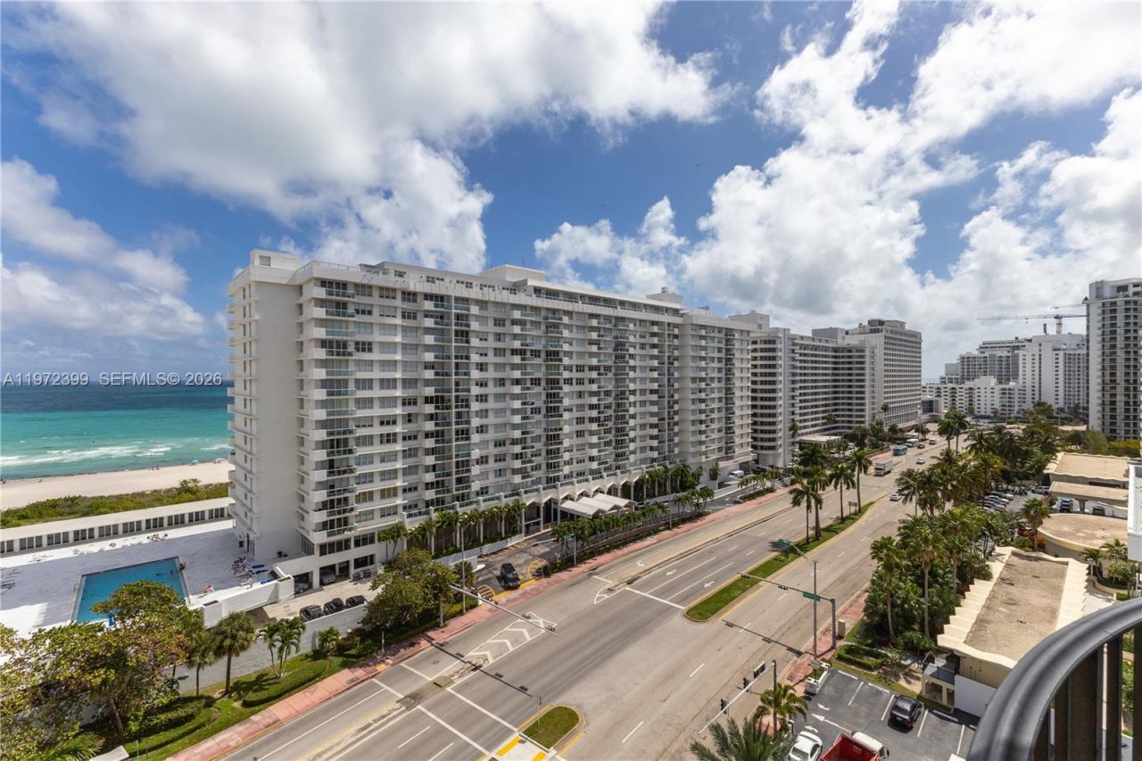 5660 Collins Ave, Unit 11B, Miami Beach, FL 33140 Photo