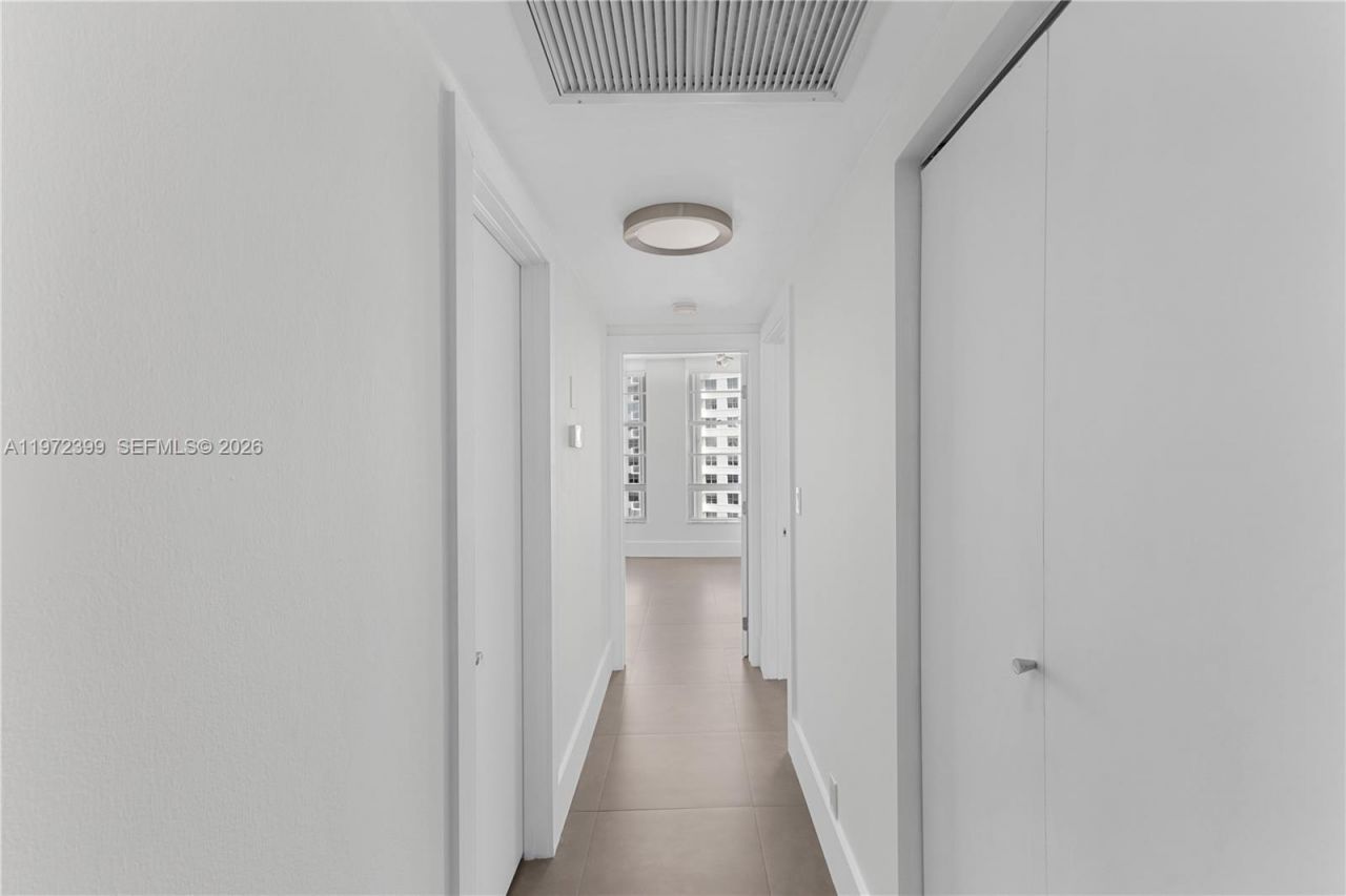 5660 Collins Ave, Unit 11B, Miami Beach, FL 33140 Photo