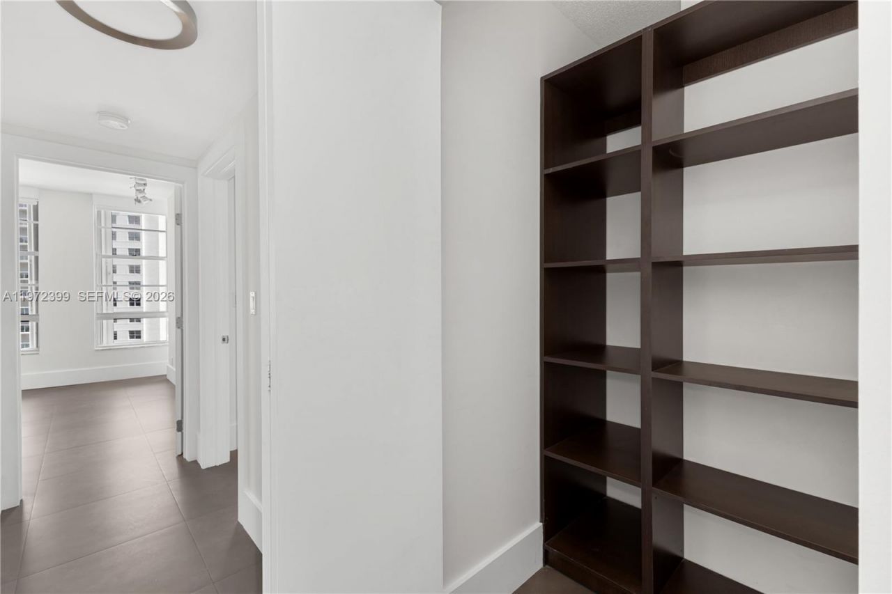 5660 Collins Ave, Unit 11B, Miami Beach, FL 33140 Photo