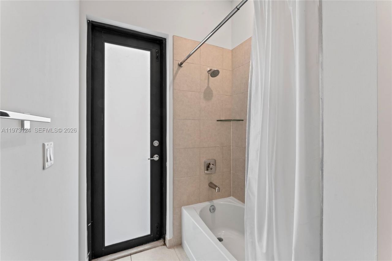 17564 SW 41st St , Miramar, FL 33029 Photo