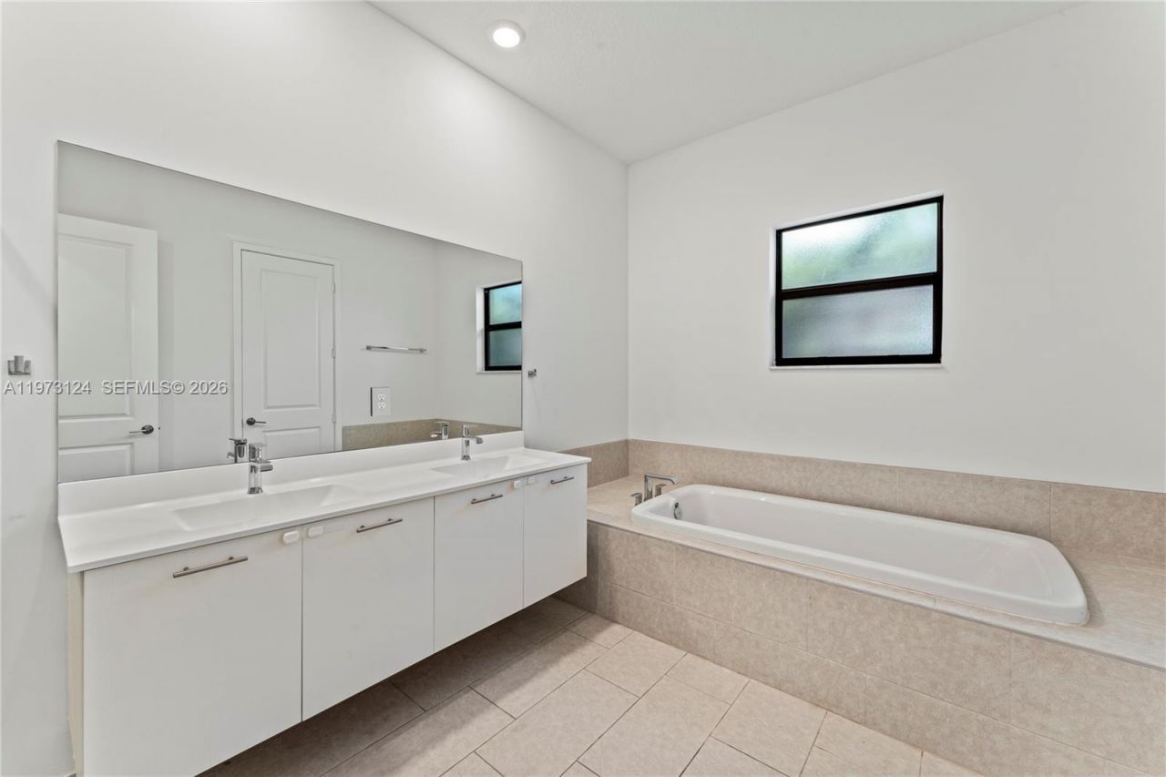 17564 SW 41st St , Miramar, FL 33029 Photo