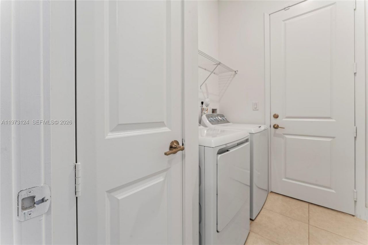 17564 SW 41st St , Miramar, FL 33029 Photo