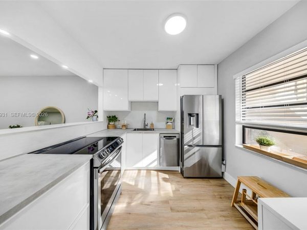 130 S Cypress Rd , Unit 612, Pompano Beach, FL 33060