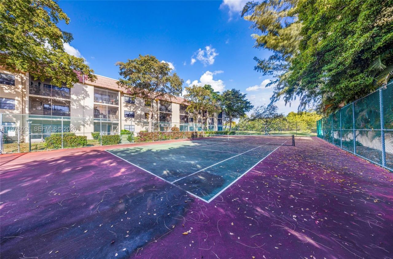 130 S Cypress Rd, Unit 612, Pompano Beach, FL 33060 Photo