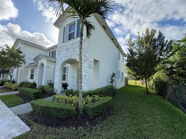 2604 SE 19th St, Homestead, FL 33035