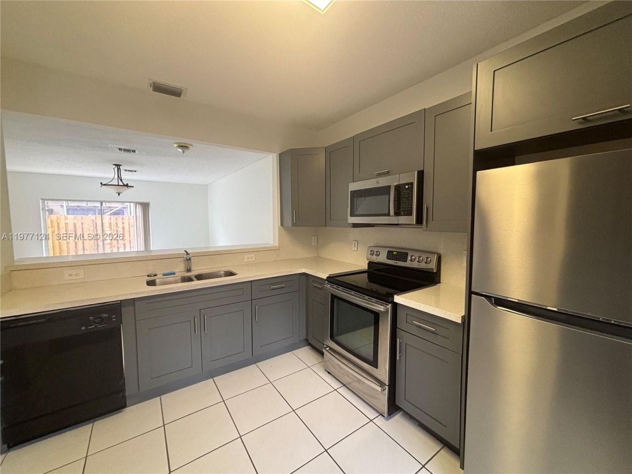 16134 Emerald Cove Rd , Unit 16134, Weston, FL 33331 Photo