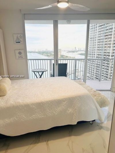 1750 N Bayshore Dr, Unit 2302, Miami, FL 33132 Photo