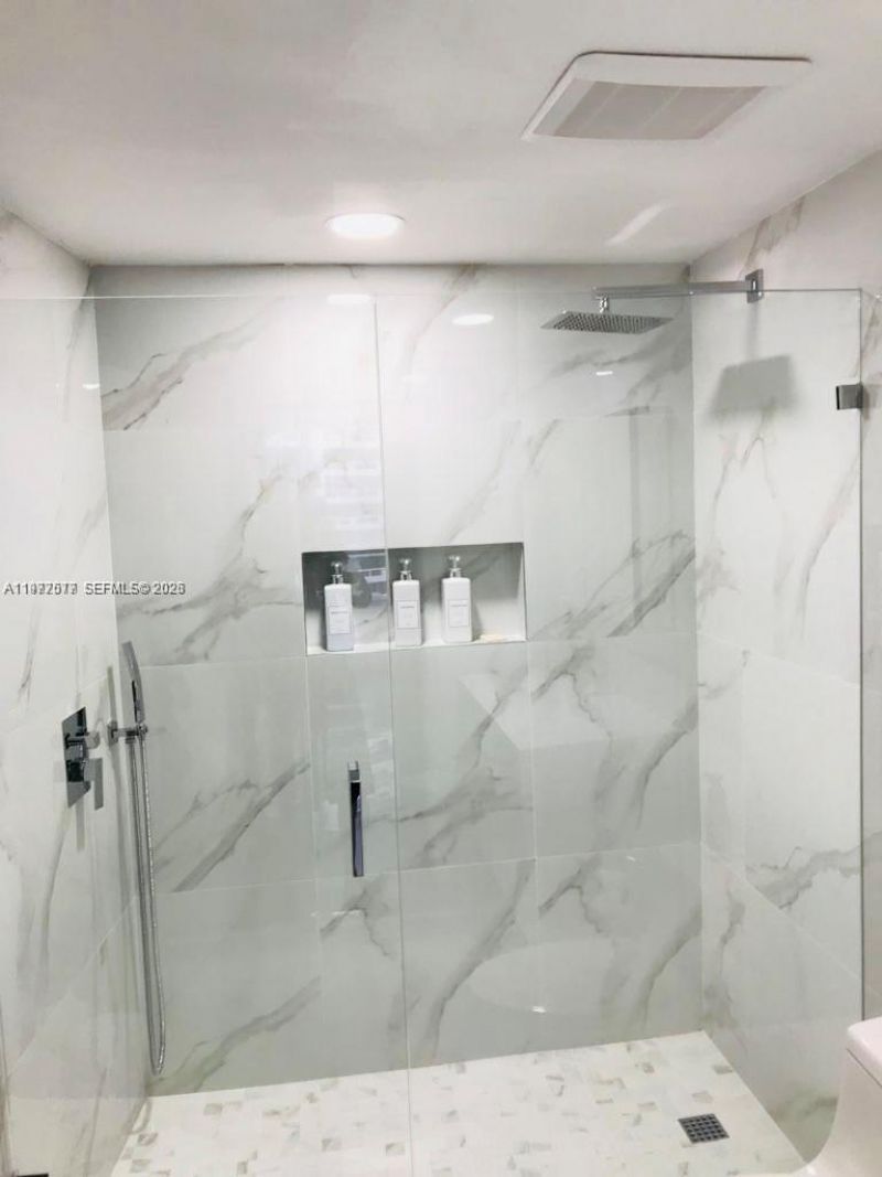 1750 N Bayshore Dr, Unit 2302, Miami, FL 33132 Photo