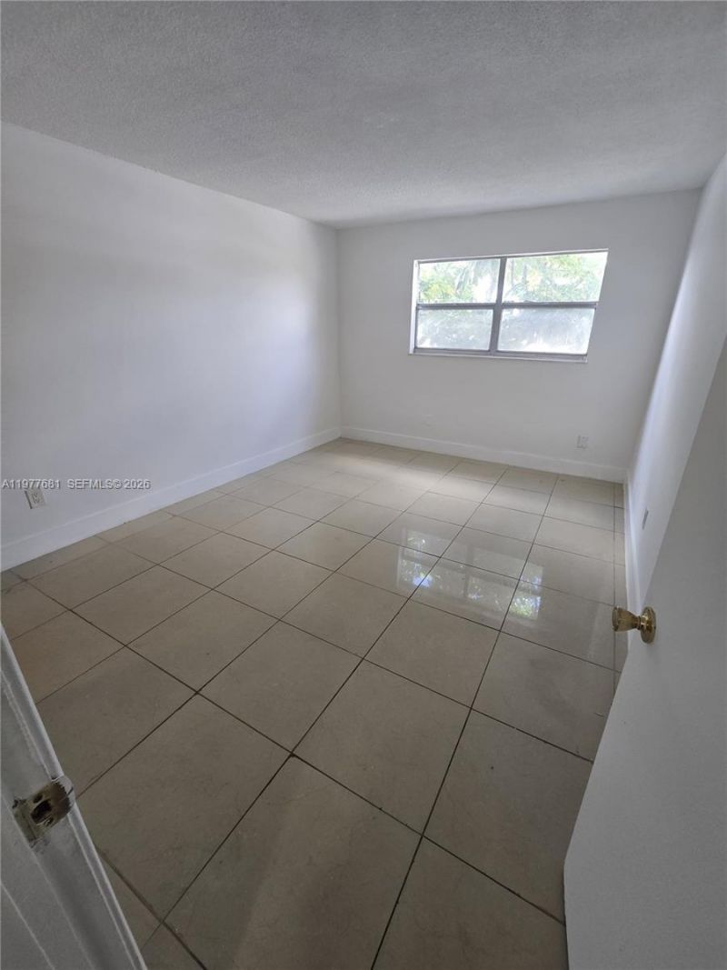 13725 NE 6th Ave, Unit 203, North Miami, FL 33161 Photo