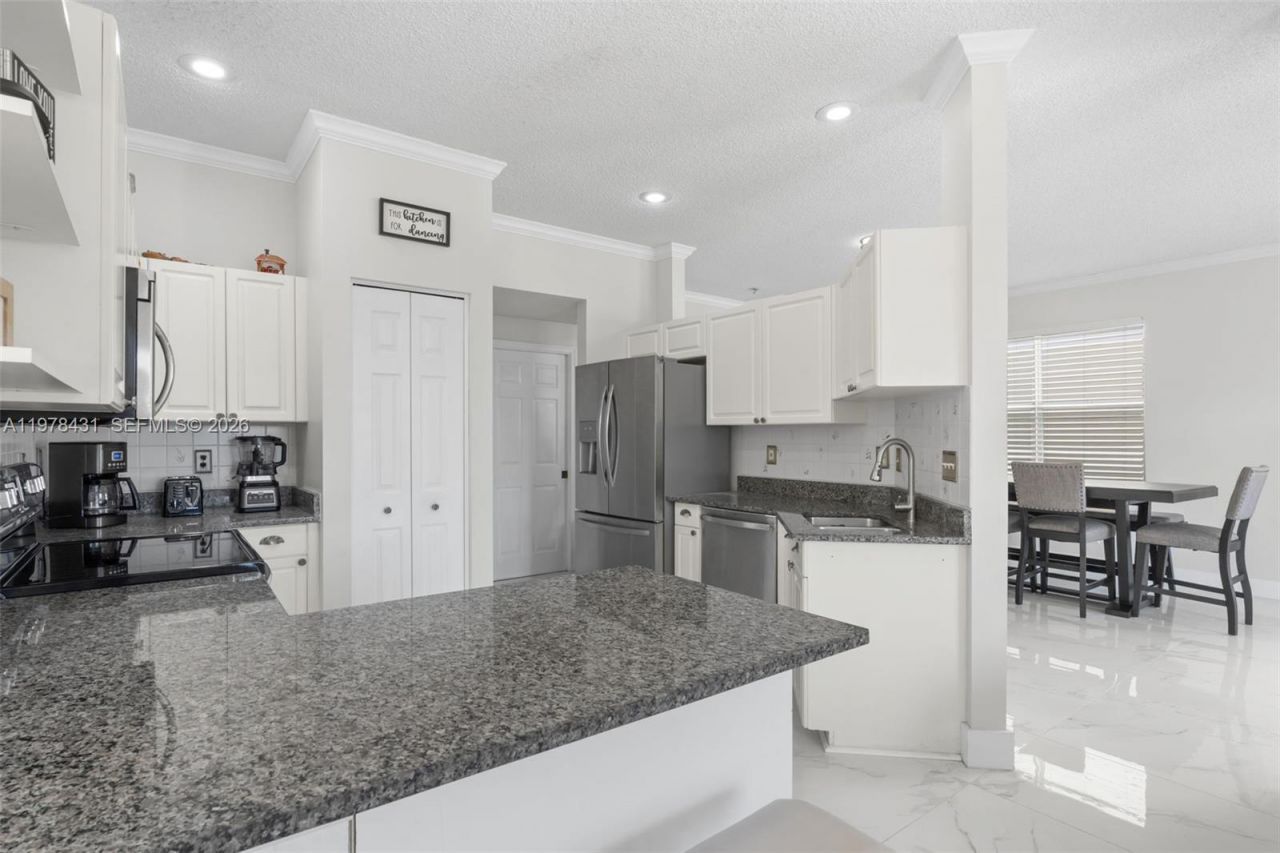 9838 NW 1st Mnr , Coral Springs, FL 33071 Photo