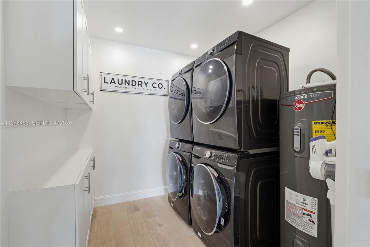 11012 SW 117th St , Miami, FL 33176 Photo