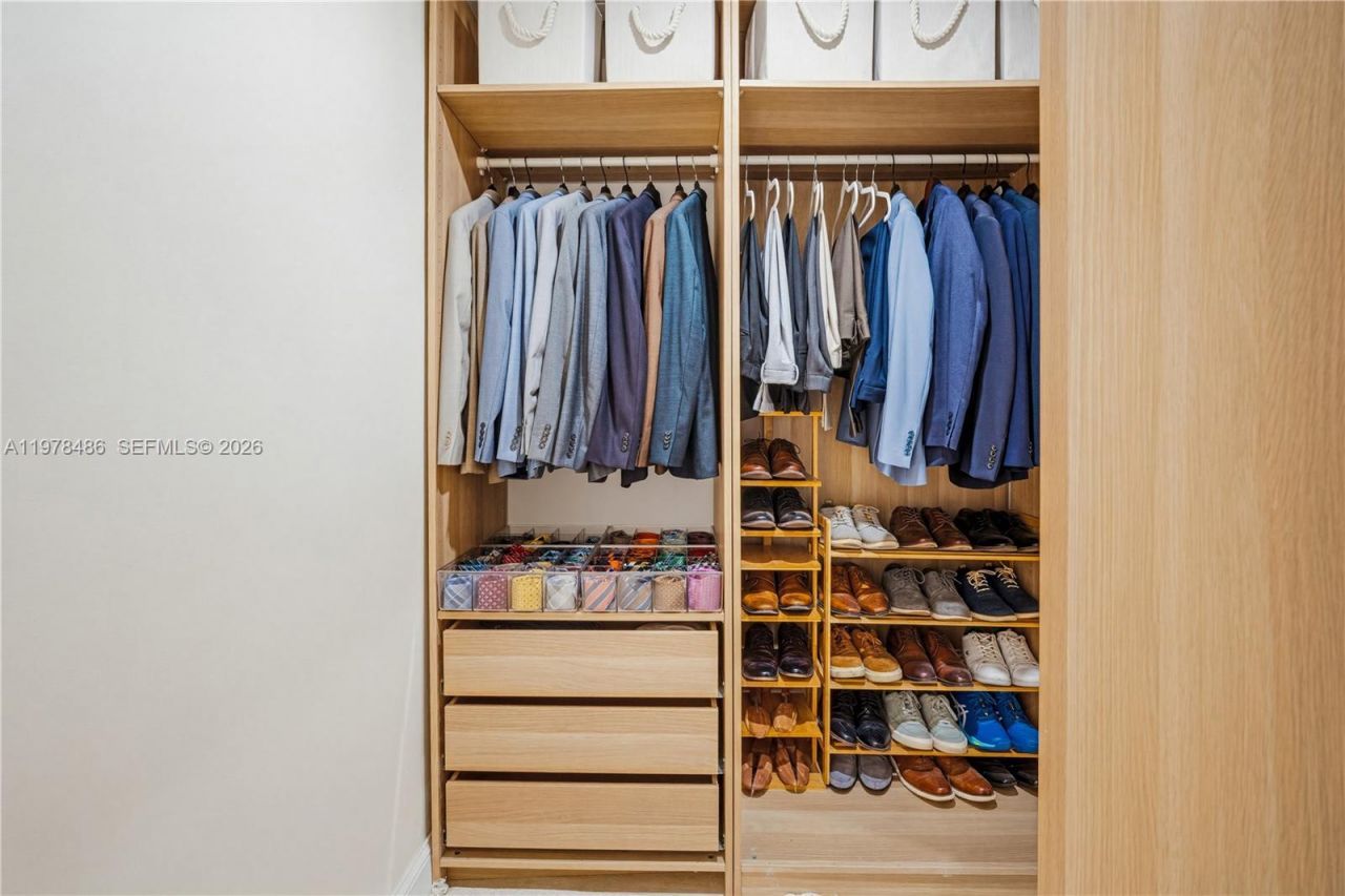 11012 SW 117th St , Miami, FL 33176 Photo