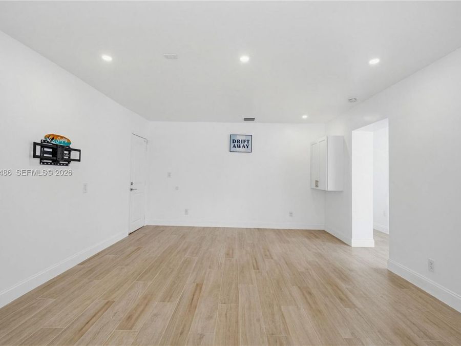Property Image 82