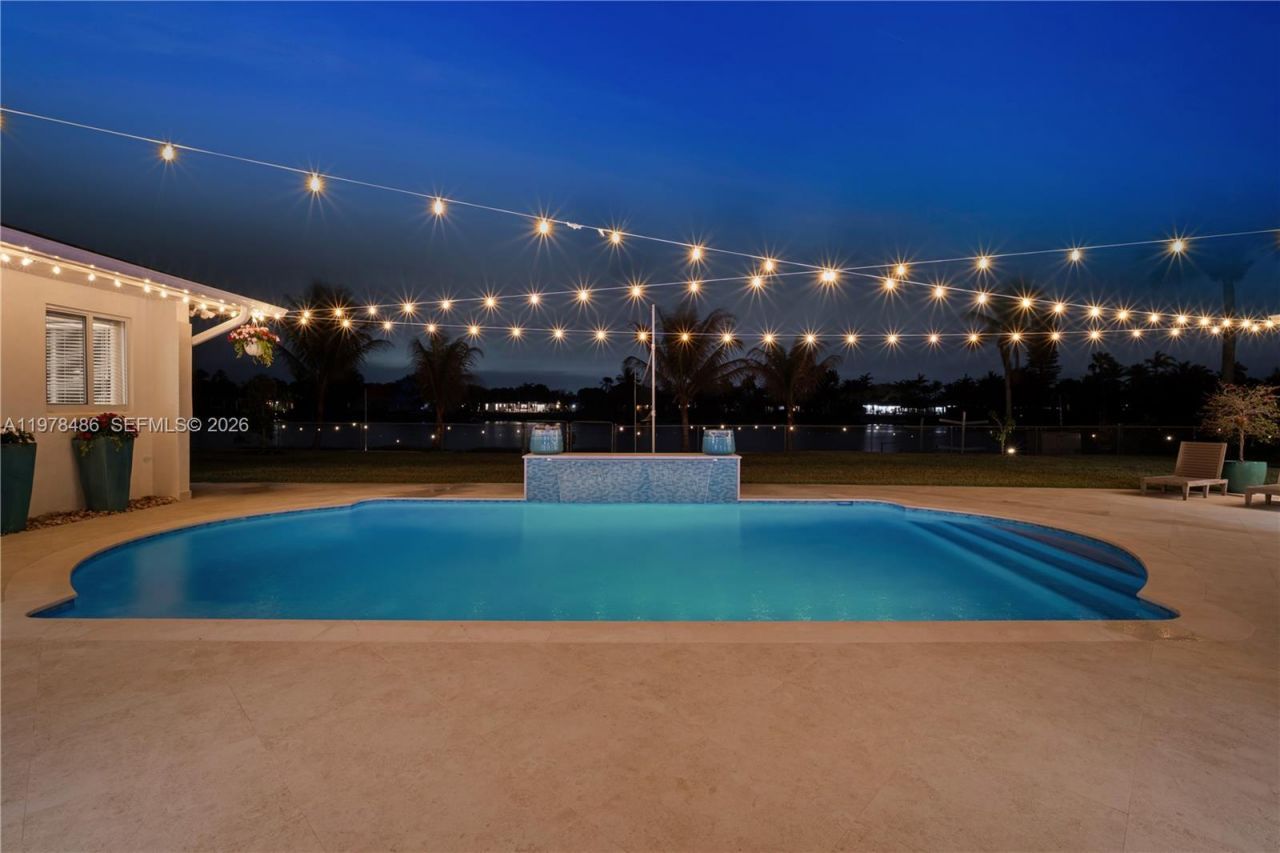 11012 SW 117th St , Miami, FL 33176 Photo