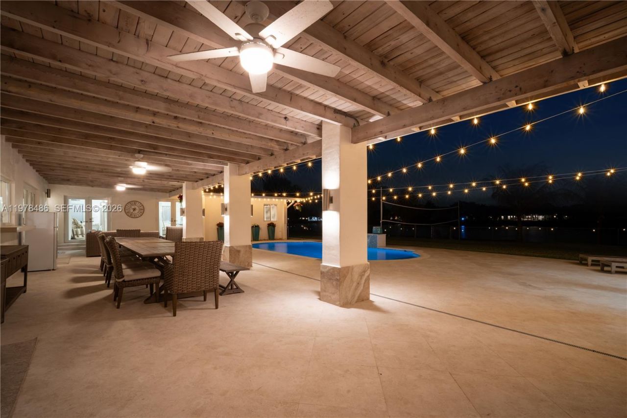 11012 SW 117th St , Miami, FL 33176 Photo