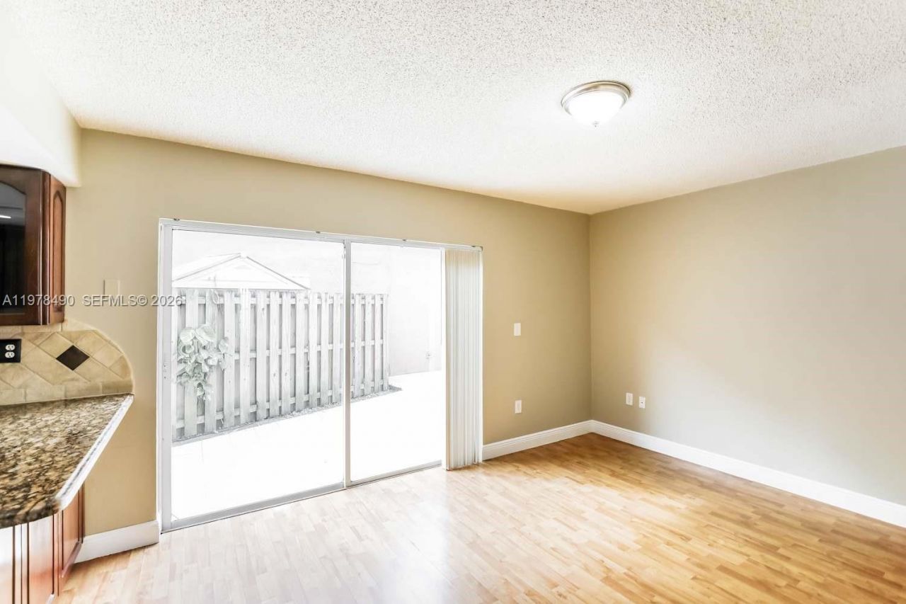 Please Call For Address, Miami, FL 33182 Photo