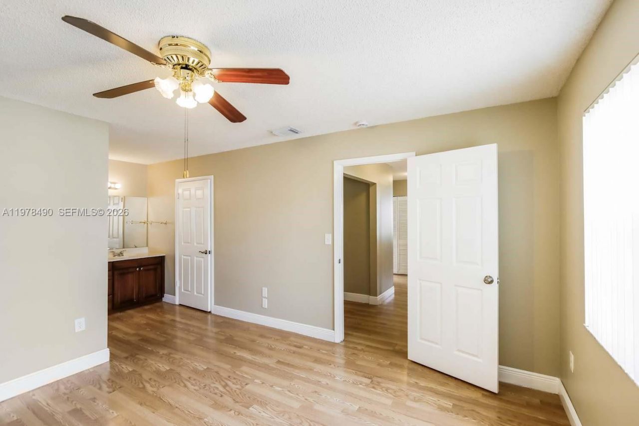 Please Call For Address, Miami, FL 33182 Photo