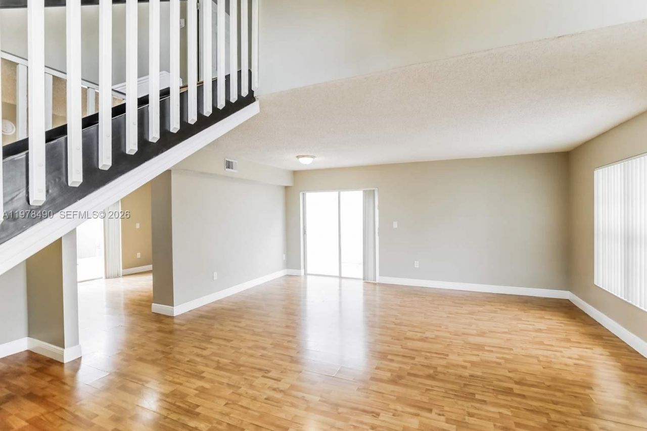 Please Call For Address, Miami, FL 33182 Photo