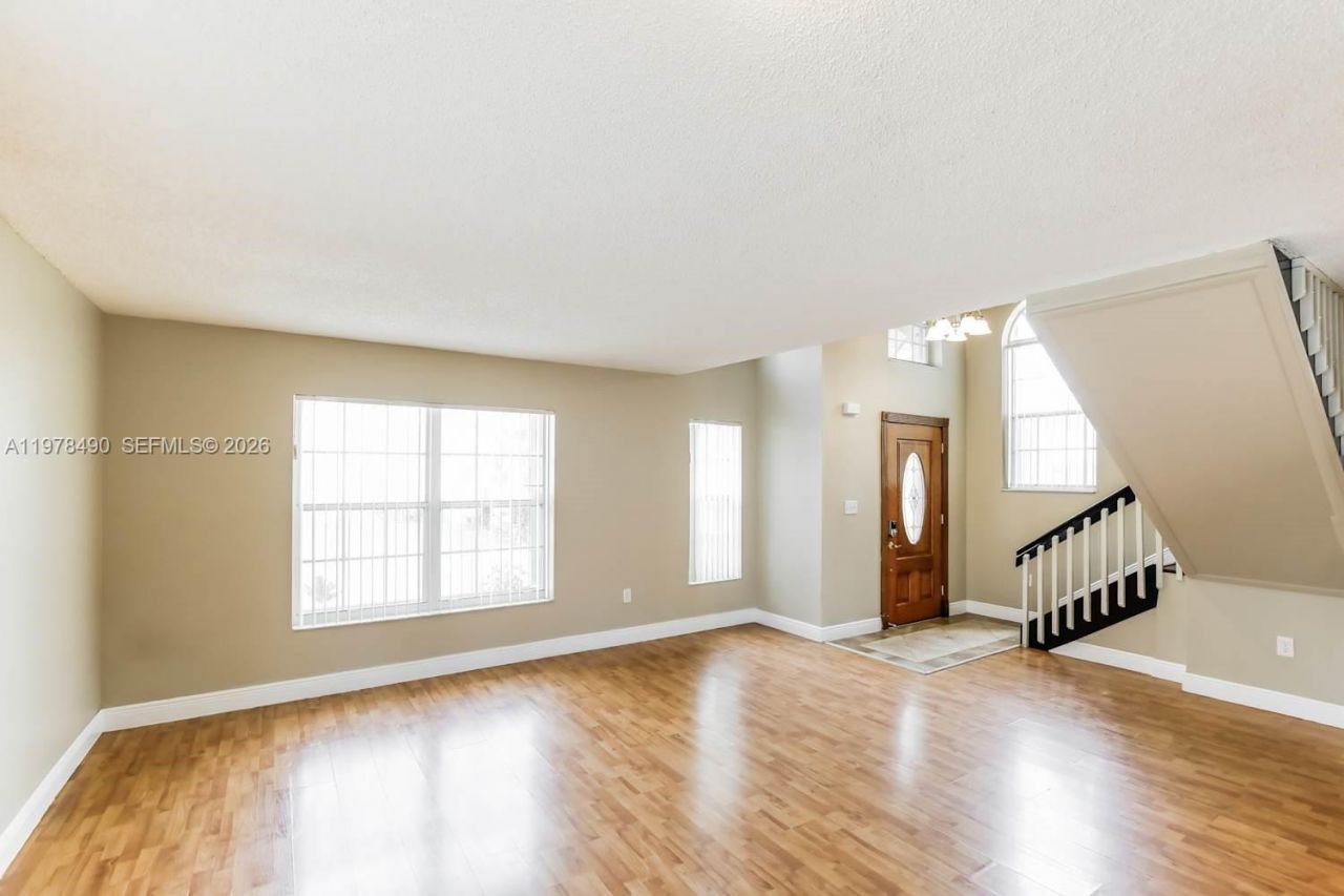 Please Call For Address, Miami, FL 33182 Photo