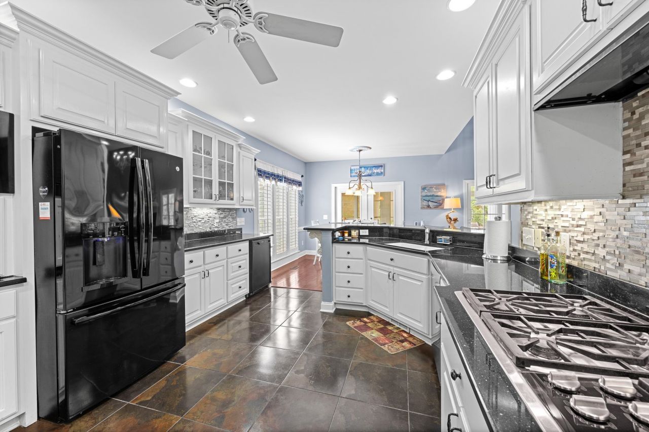 504 Sea Vista Ln. Photo 13