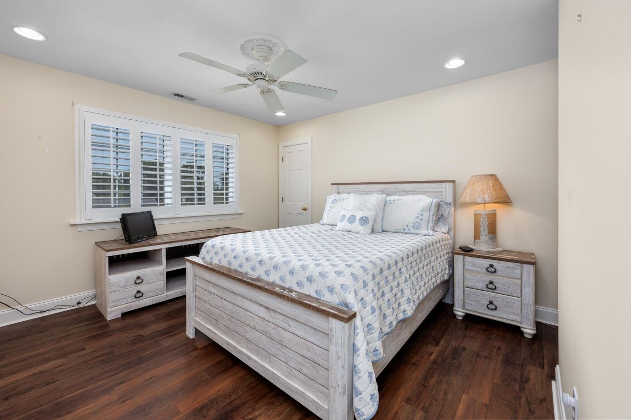 504 Sea Vista Ln. Photo 27