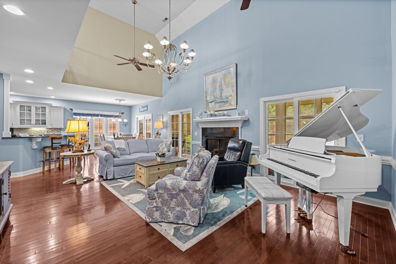 504 Sea Vista Ln. Photo 6