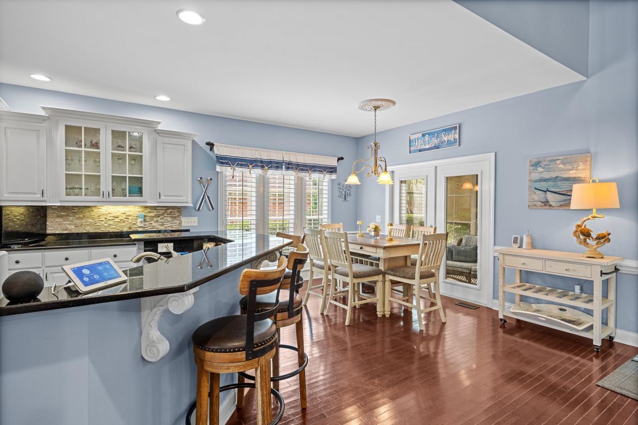 504 Sea Vista Ln. Photo 8