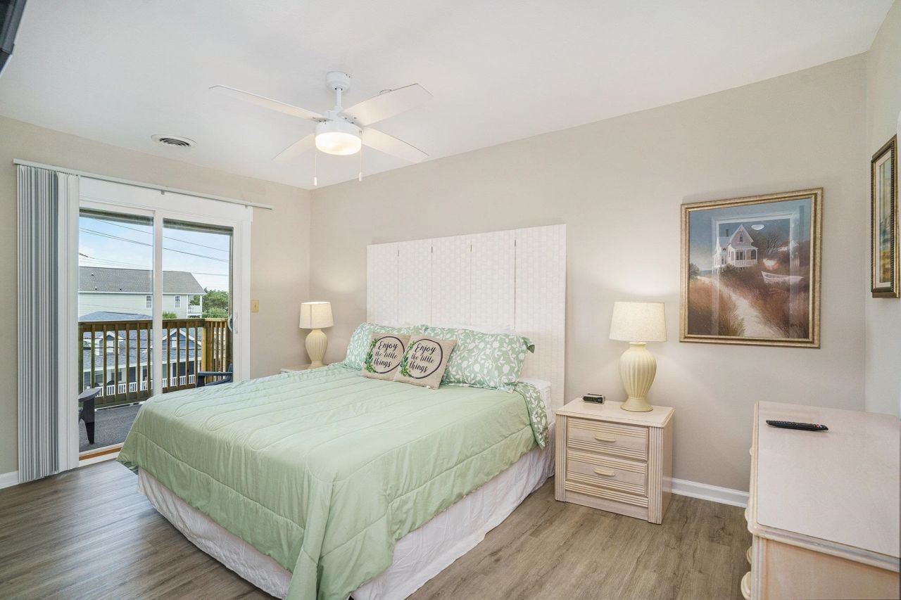 2001 N Ocean Blvd. Photo 12