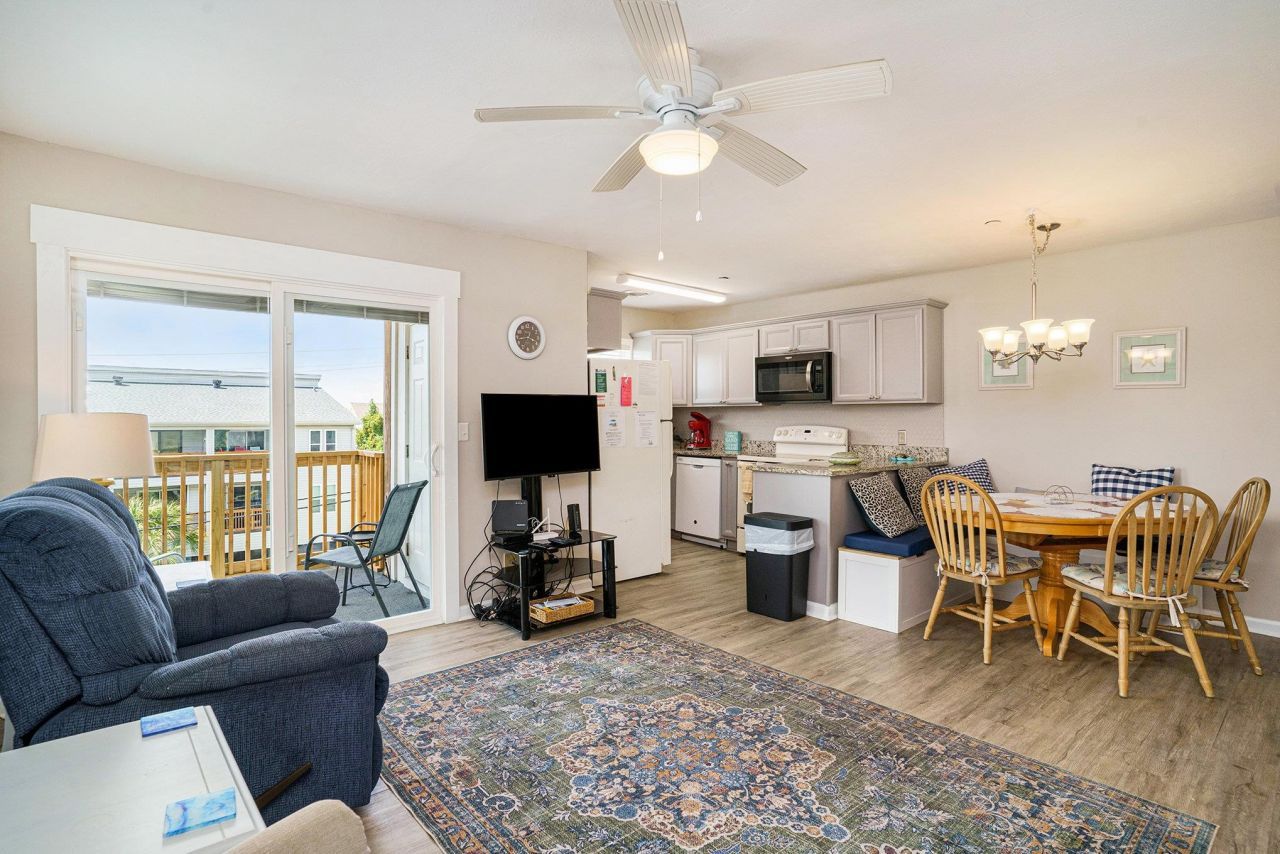 2001 N Ocean Blvd. Photo 5