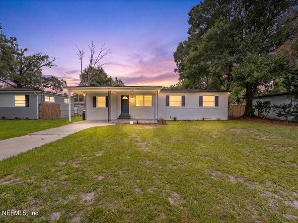 6584 LARNE Avenue, Jacksonville, FL 32244