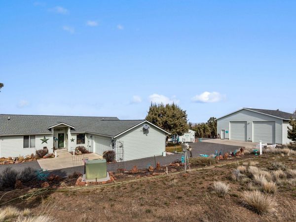 10595 SW Mintken Lane, Culver, OR 97734