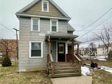34 Hayden Street , Unit Back, Buffalo, NY 14210