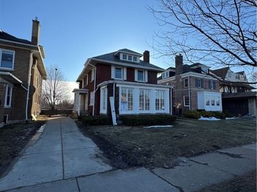 81 W Humboldt Parkway , Buffalo, NY 14214