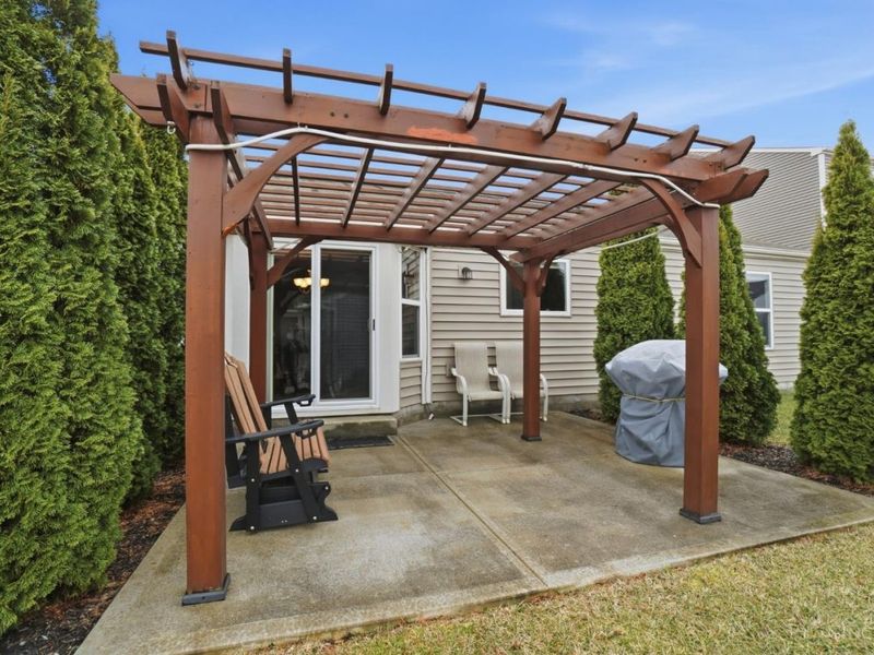 4264 Hunting Hawk Drive, Turtle Creek Twp, OH 45036 Photo 28