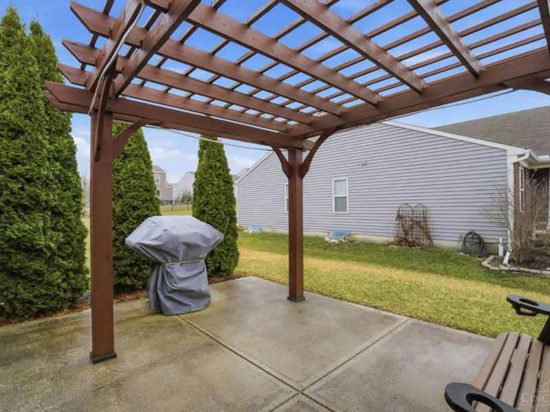 4264 Hunting Hawk Drive, Turtle Creek Twp, OH 45036 Photo 30