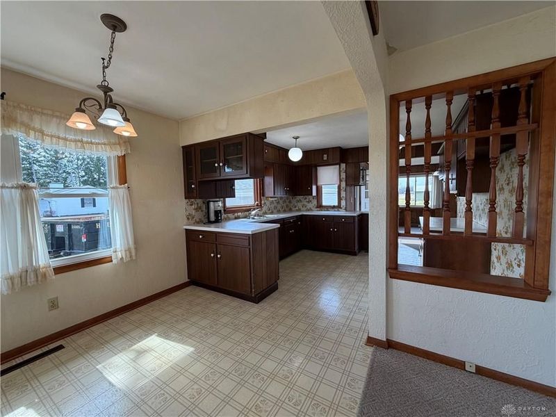 1681 Clayton Road, Brookville, OH 45309 Photo 10