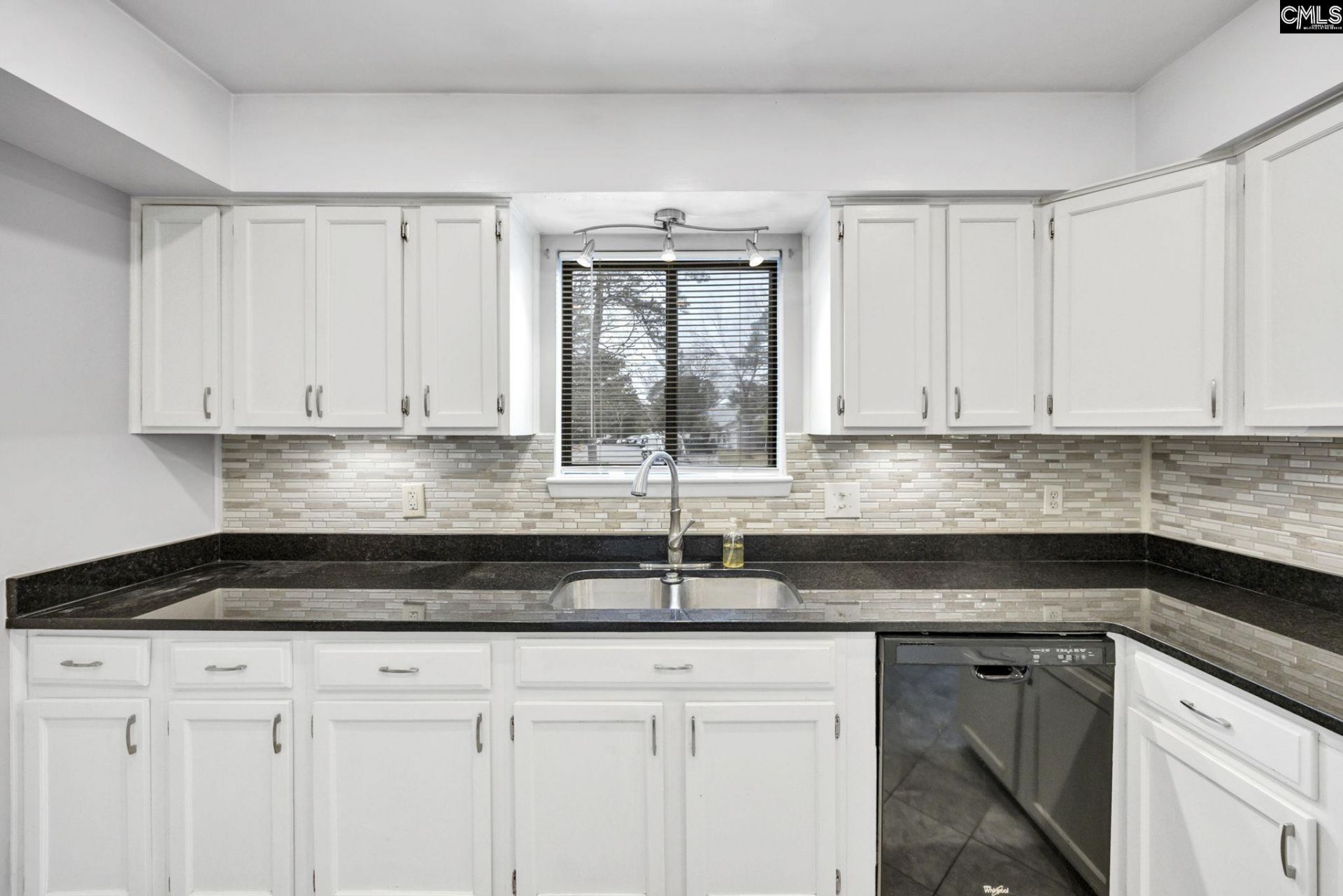 300 Outrigger Lane Photo 12