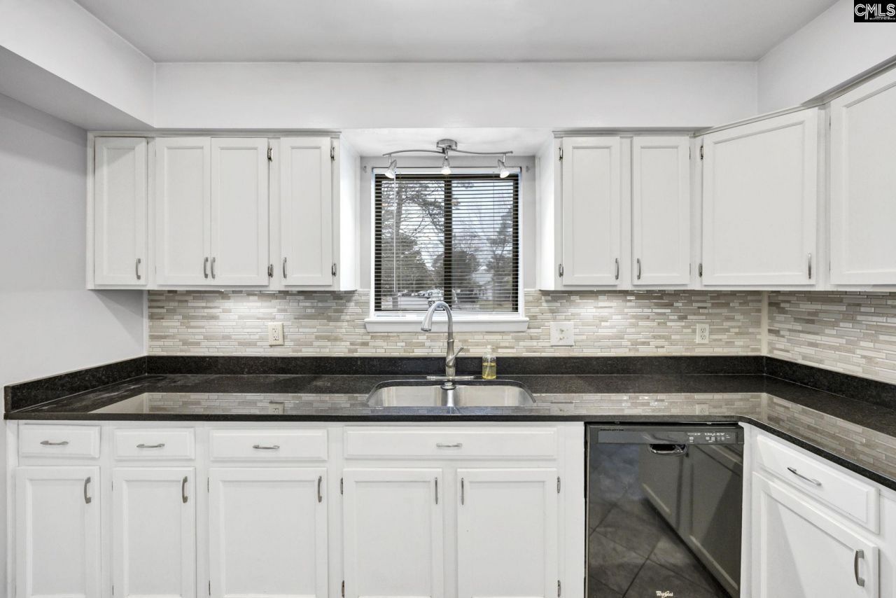 300 Outrigger Lane Photo 13