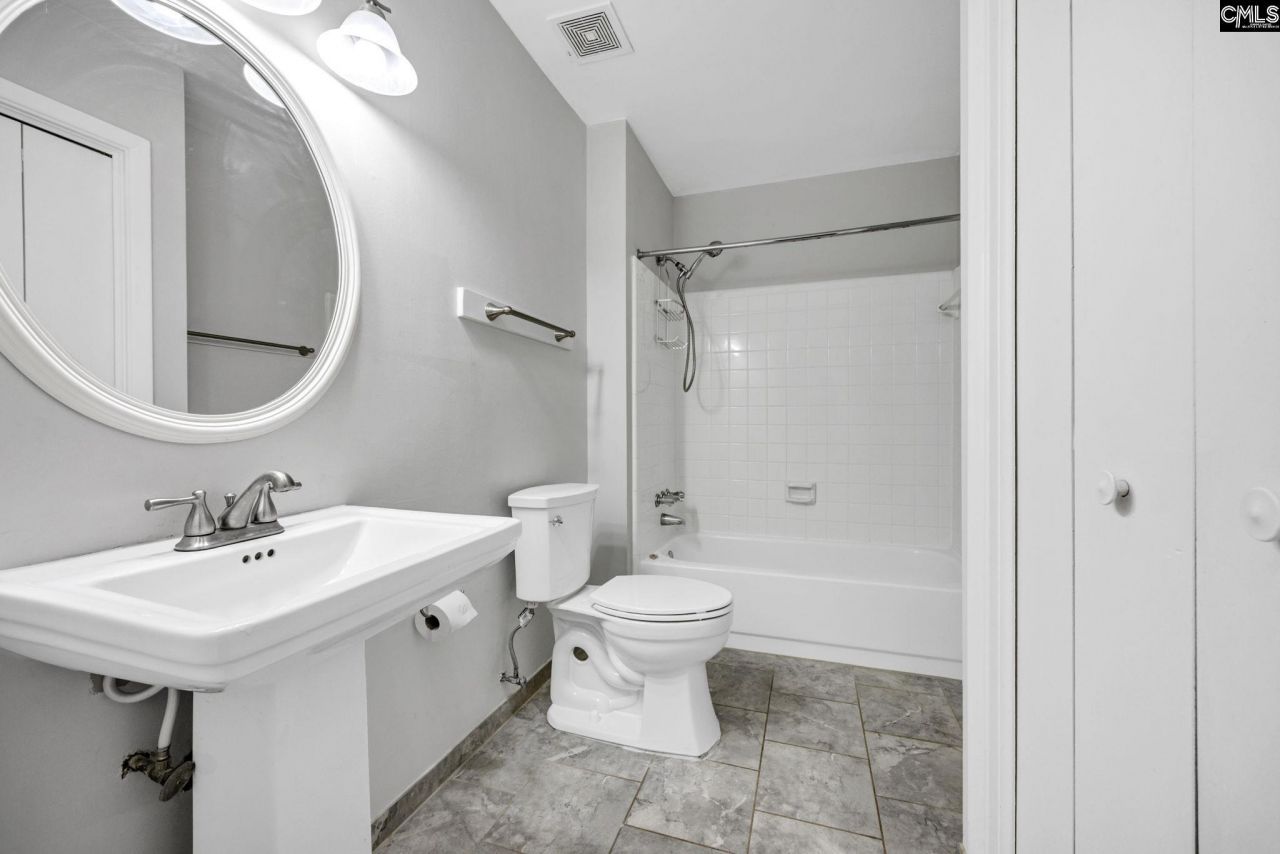 300 Outrigger Lane Photo 23