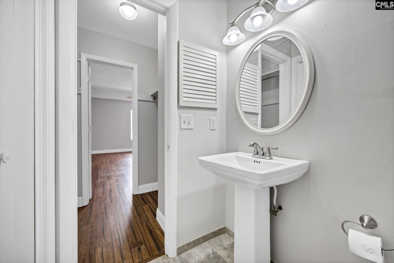 300 Outrigger Lane Photo 24