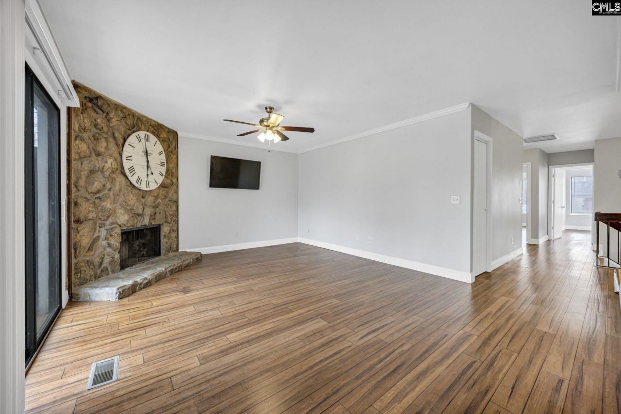 300 Outrigger Lane Photo 4