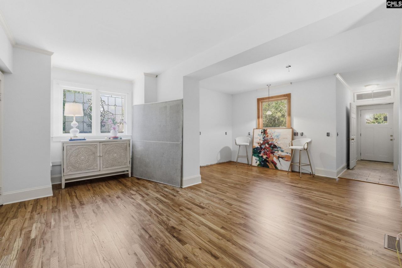2329 Wilmot Avenue Photo 11