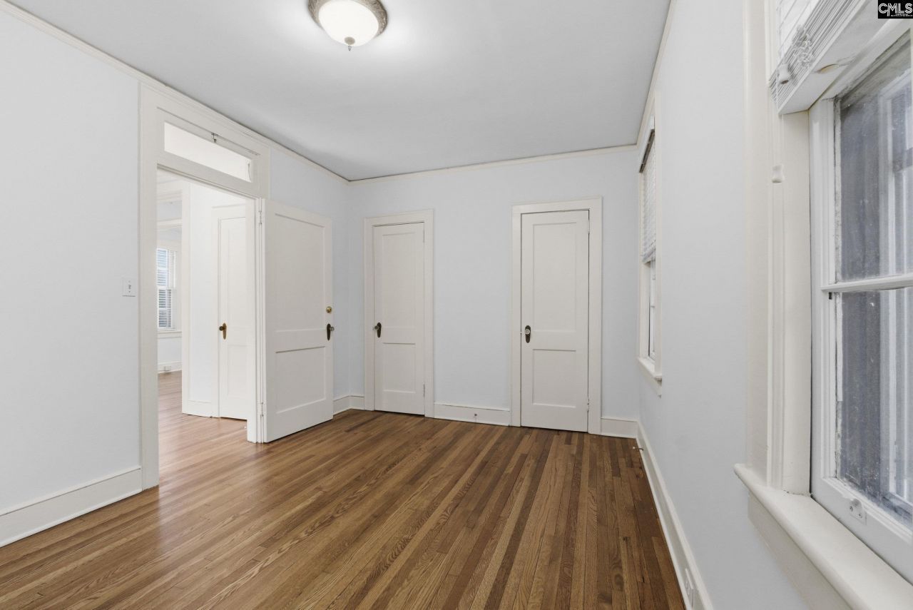 2329 Wilmot Avenue  Photo 20