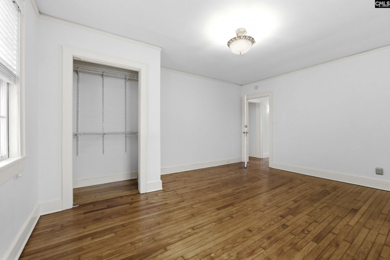 2329 Wilmot Avenue Photo 22