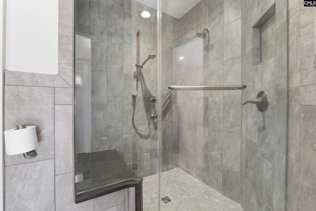 2329 Wilmot Avenue  Photo 33