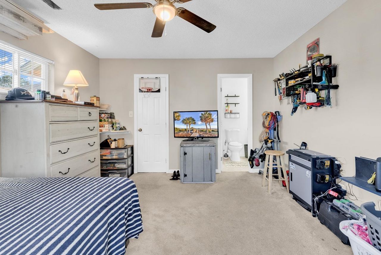 4337 Spa Dr. Photo 4