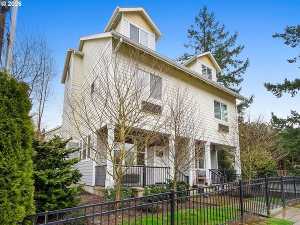 138 NE 109TH AVE, Portland, OR 97220