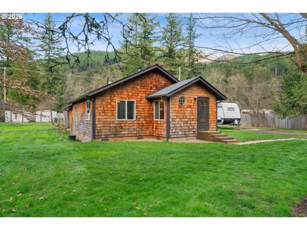 37727 ROW RIVER RD, Dorena, OR 97434