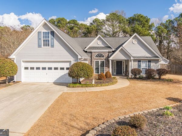 6348 Wilmington Way, Flowery Branch, GA 30542
