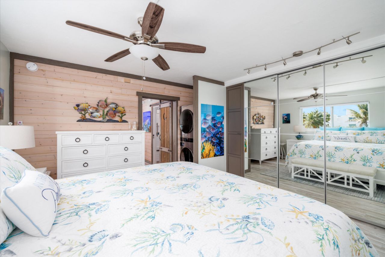 755 W Ocean Drive, Unit 5, Key Colony, FL 33051 Photo